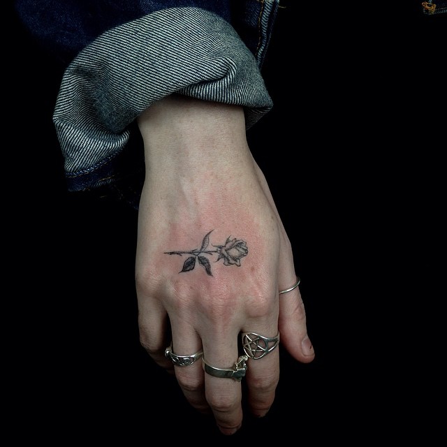 Hand Rose Small Tattoo | Best Tattoo Ideas Gallery