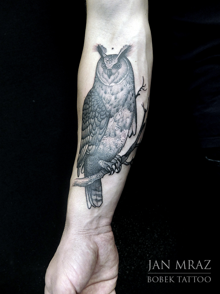 Etching Owl on Brunch tattoo by Jan Mràz