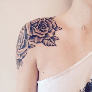 Shoulder Several Rose tattoo | Best Tattoo Ideas Gallery
