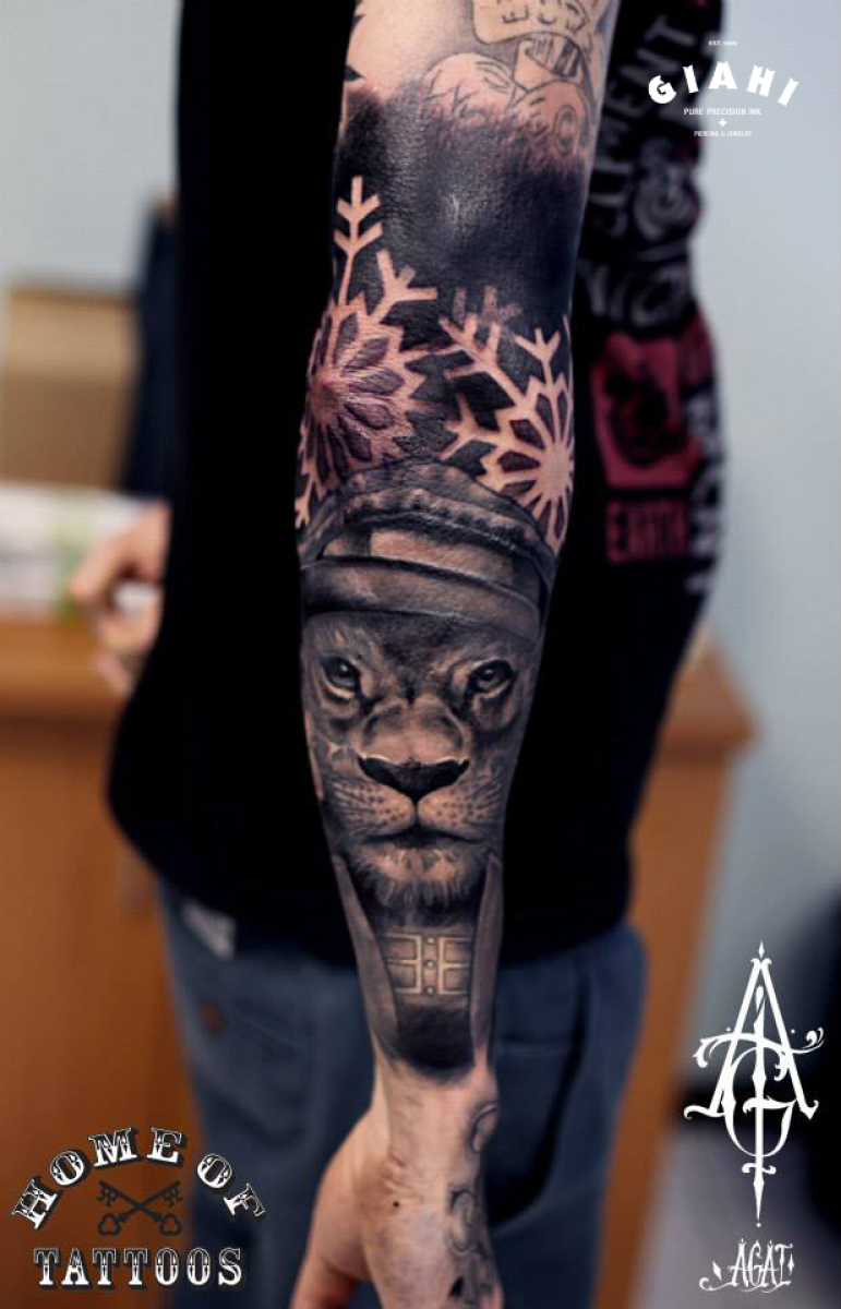 Baseball Lion Graphic tattoo by Agat Artemji