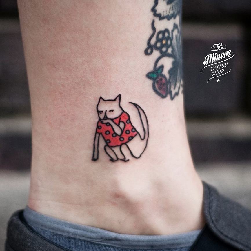 Dreamy Cat Tattoo on Ankle
