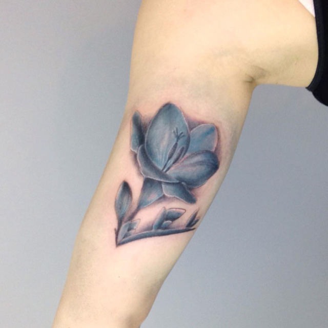 Blue Flower Tattoo by stephthehuman_