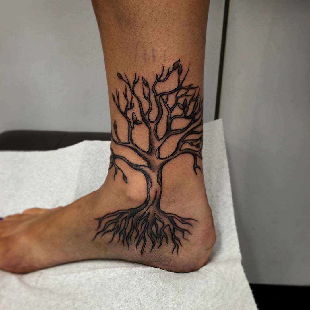 Old Tree Tattoo by bobbytru