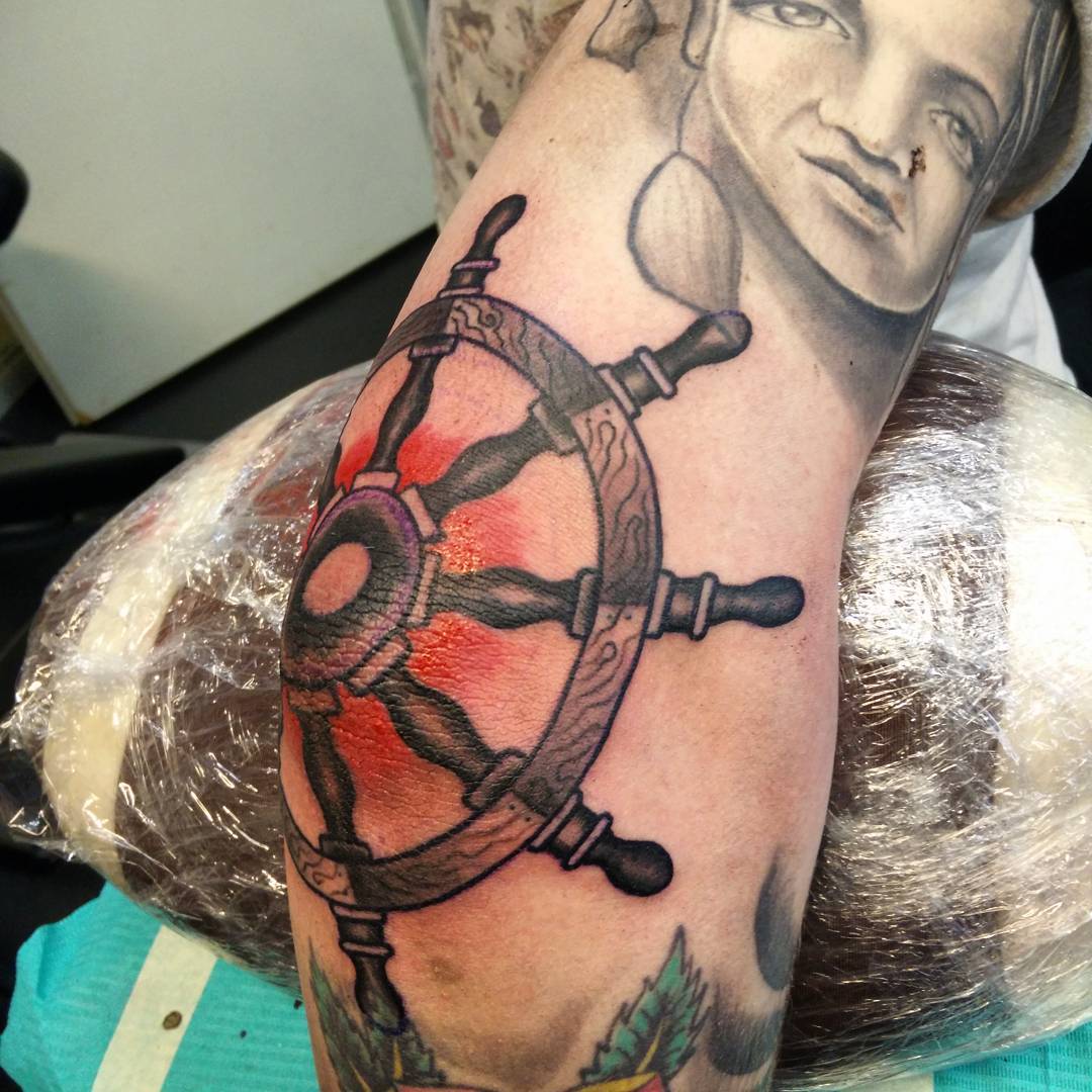 Tattoo Steering Wheel by thebaron