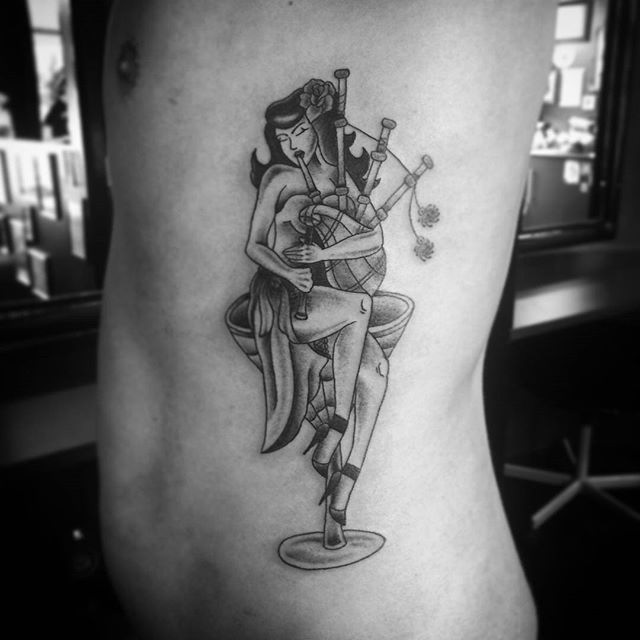scottish piper girl tattoo